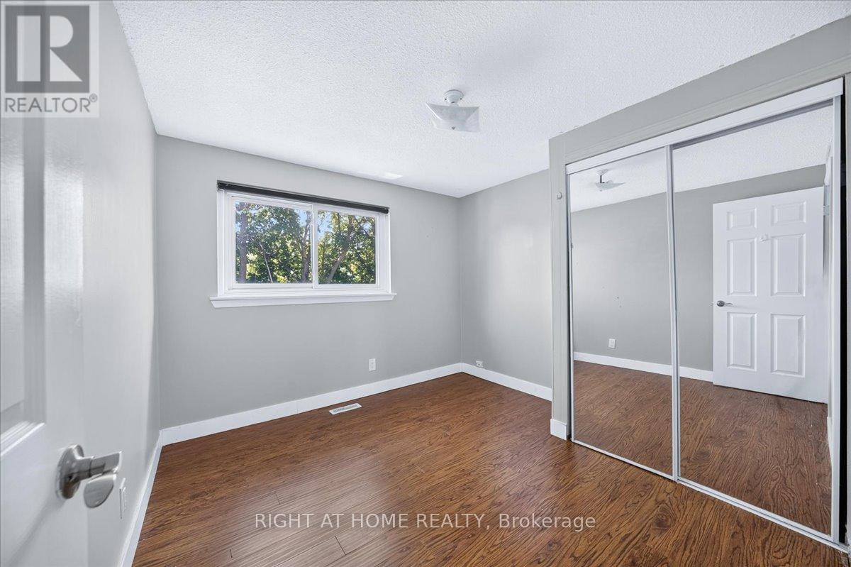 1087 Venus Crescent Property Photo 22