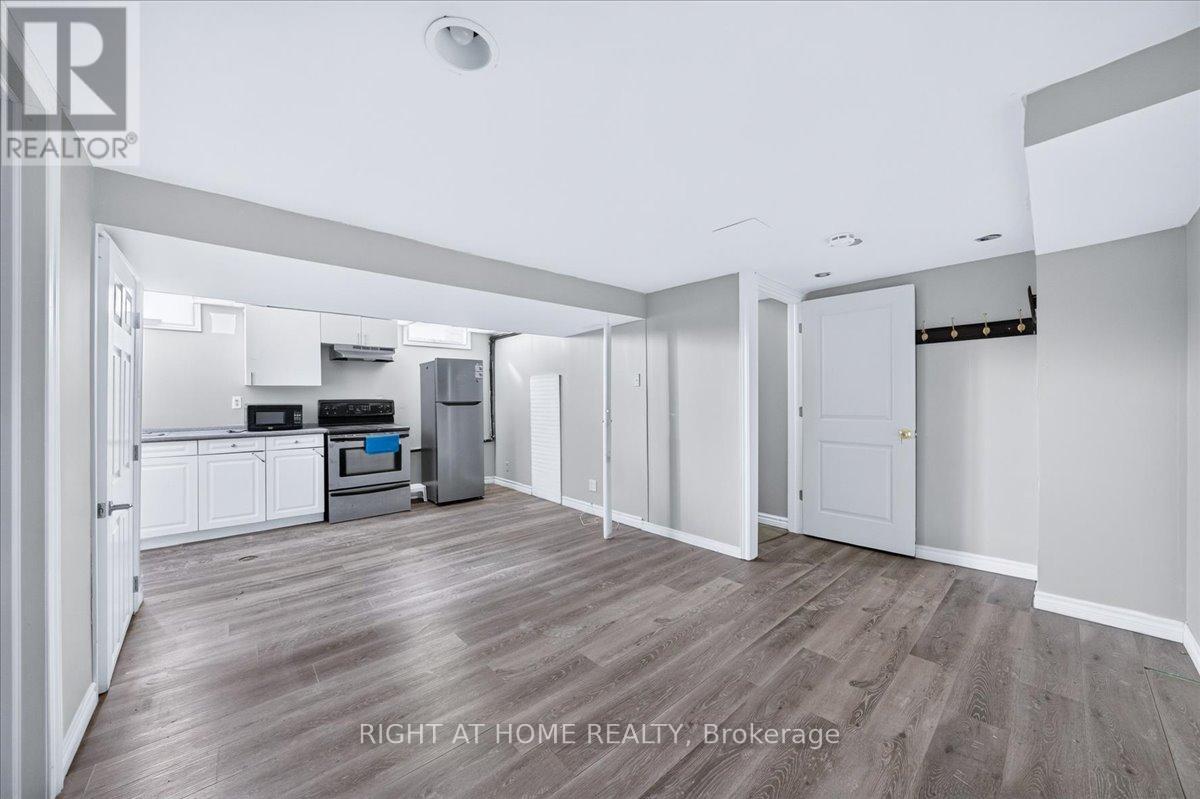 1087 Venus Crescent Property Photo 25