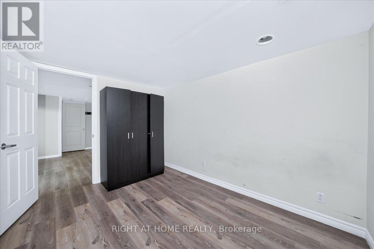 1087 Venus Crescent Property Photo 31