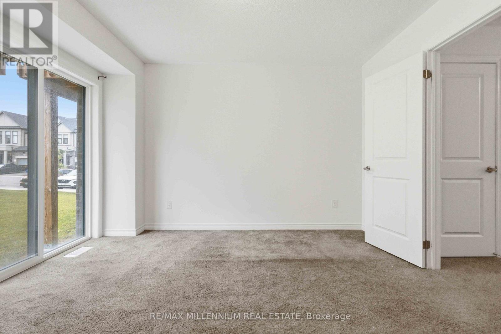775 Chinook Path Property Photo 6