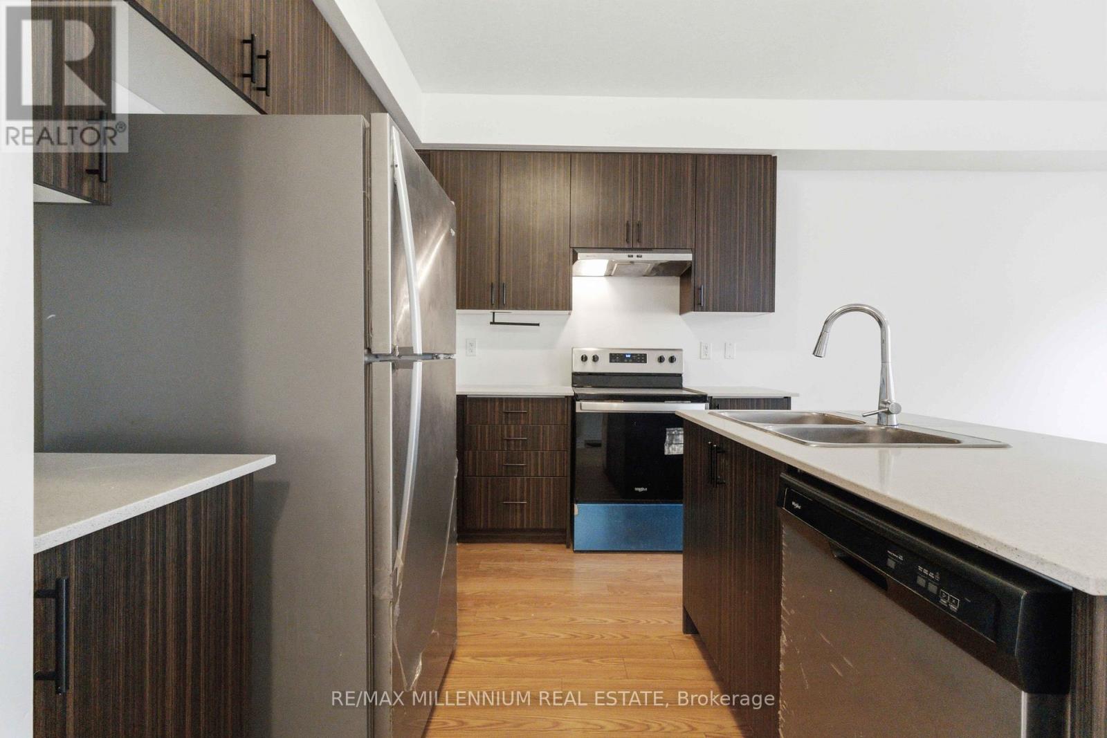 775 Chinook Path Property Photo 17