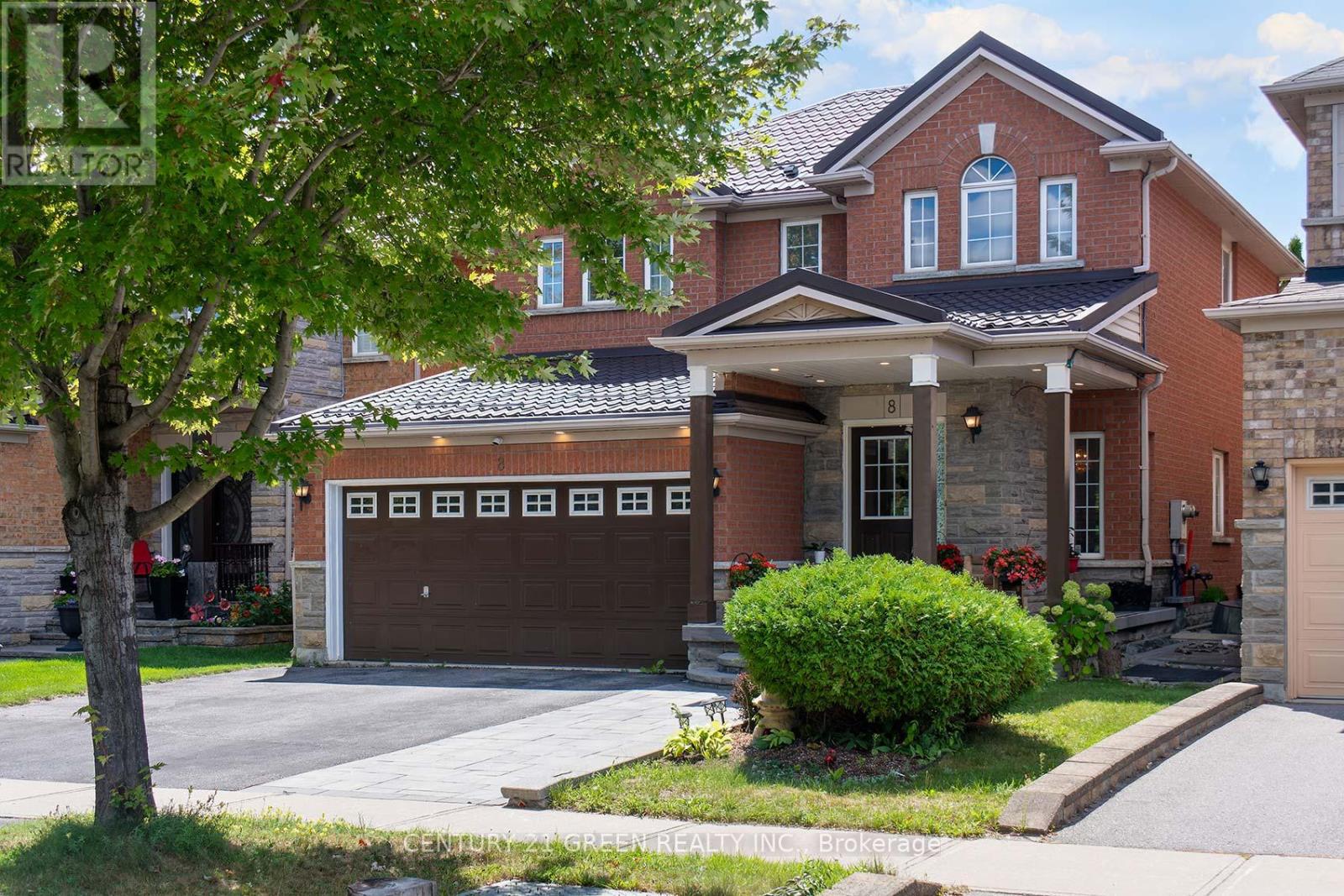 8 Lampman Drive Property Photo 3