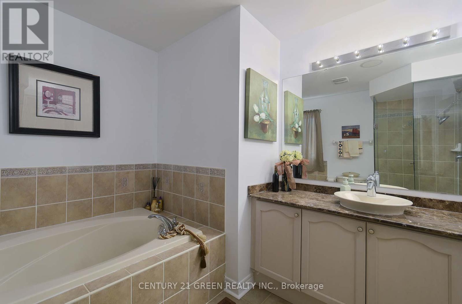 8 Lampman Drive Property Photo 16