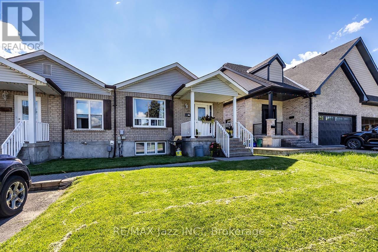 27 Waverley Road Property Photo 2