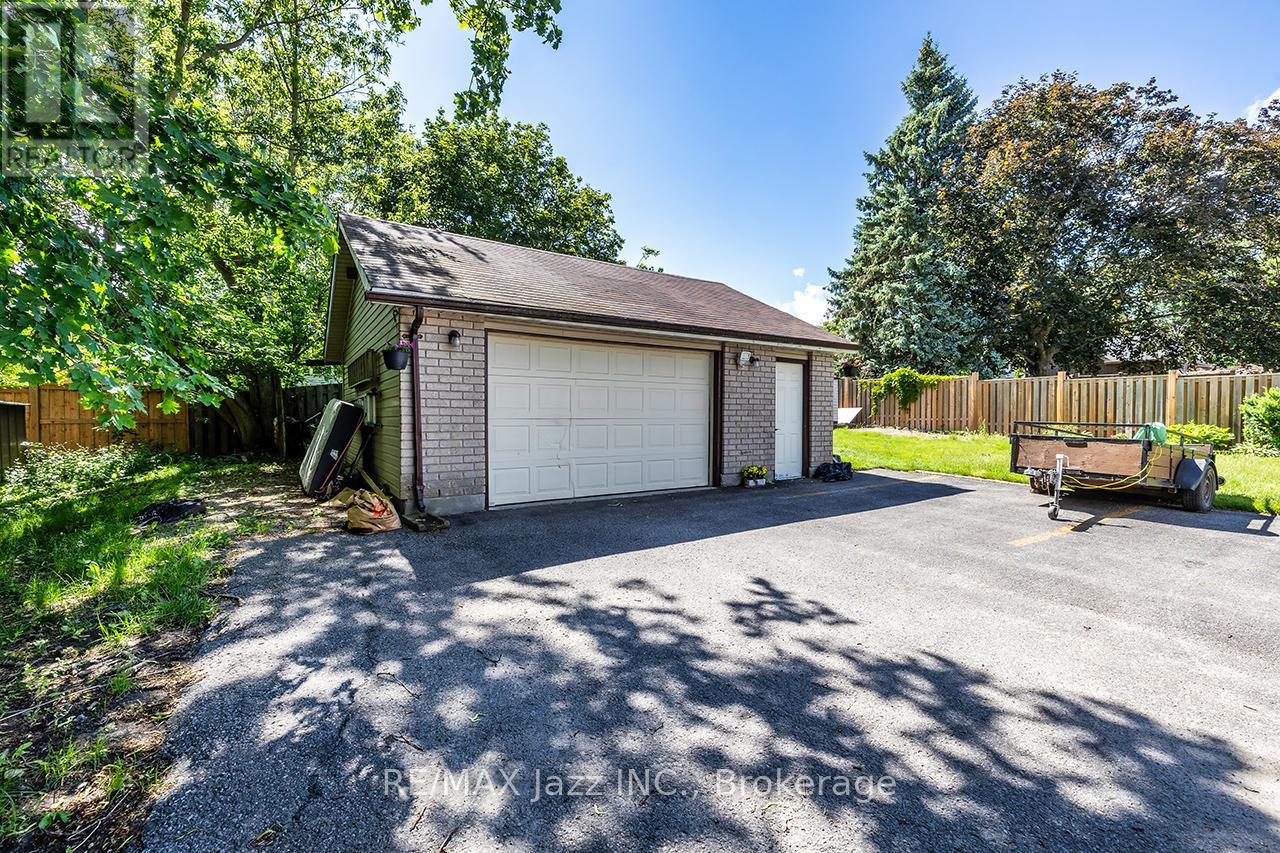 27 Waverley Road Property Photo 10