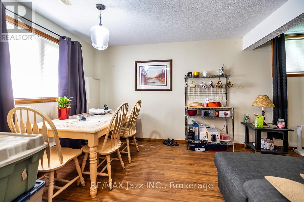 27 Waverley Road Property Photo 25