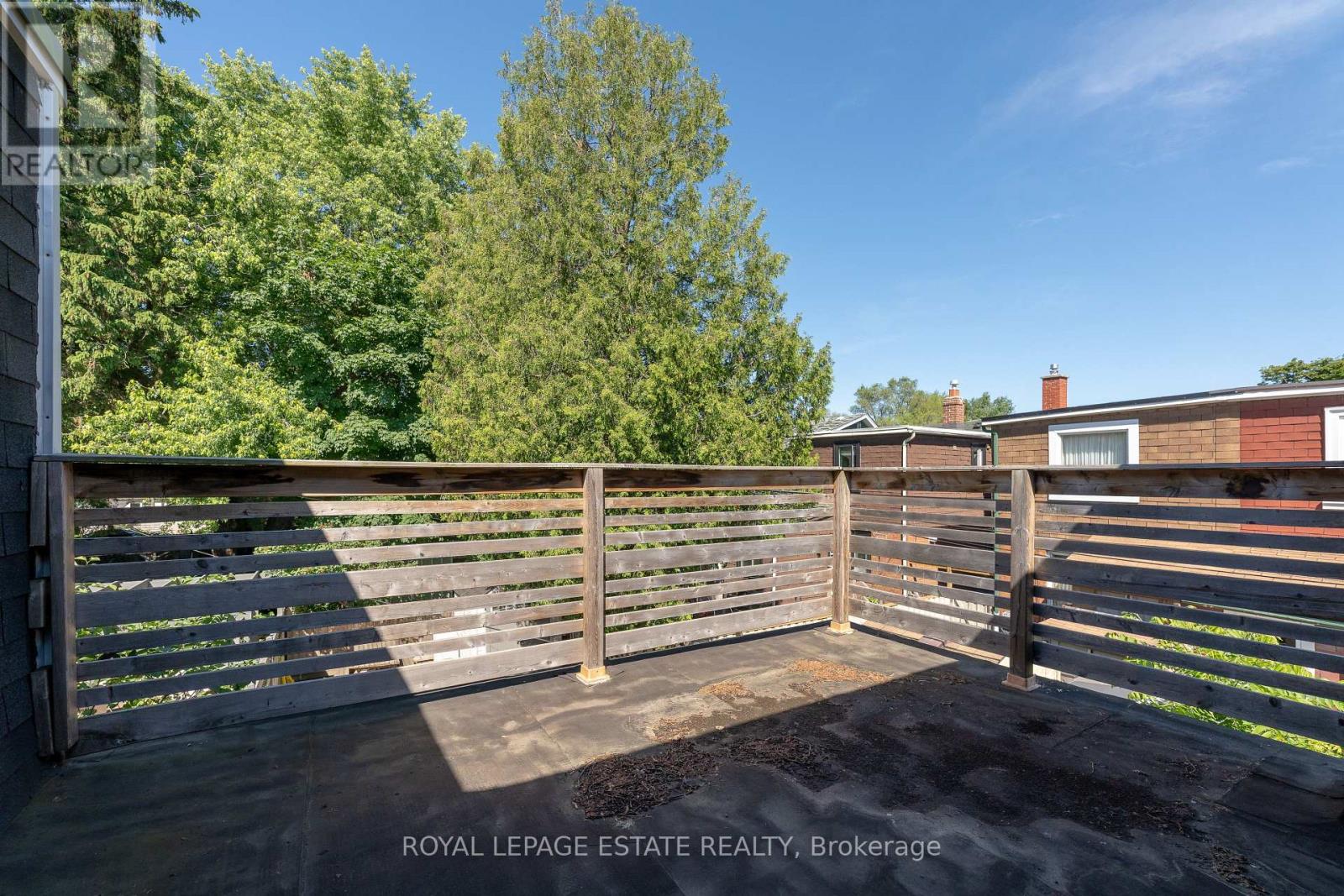 326 Monarch Park Avenue Property Photo 18