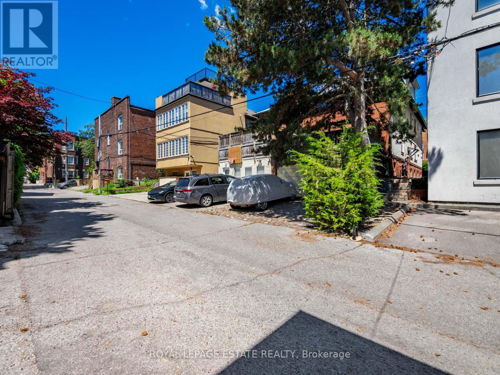 2275 Queen Street E Property Photo 34