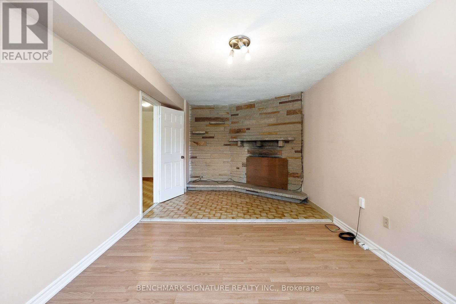 51 Baybrook Crescent Property Photo 8