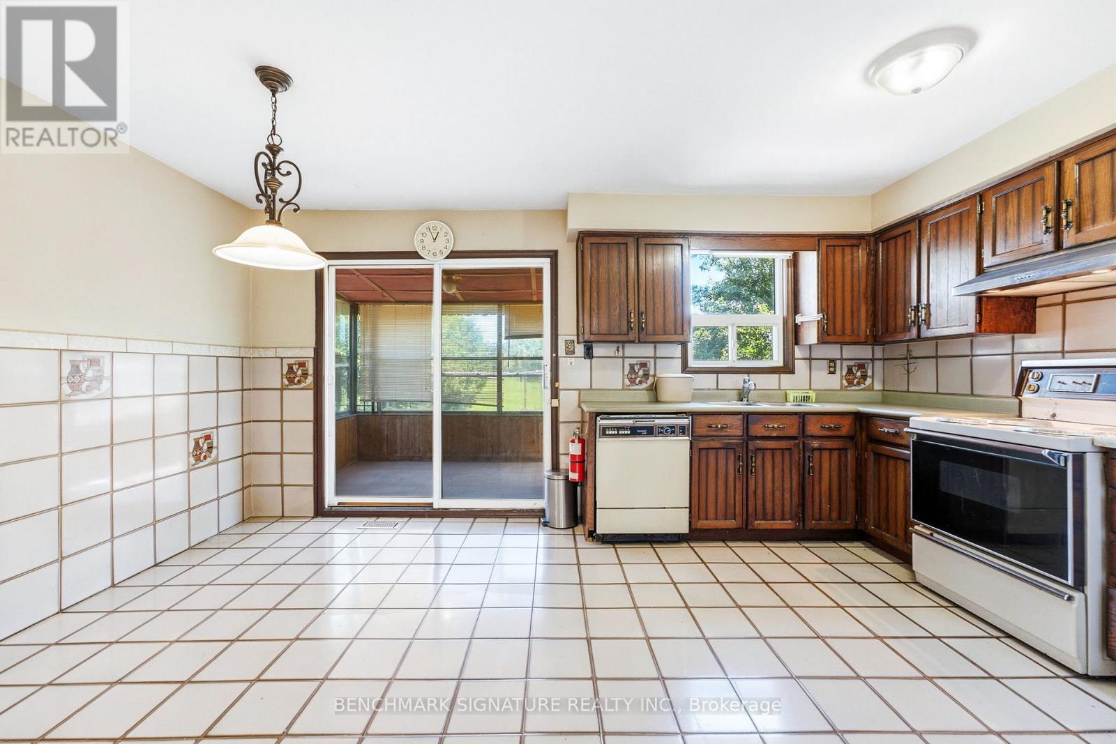51 Baybrook Crescent Property Photo 15