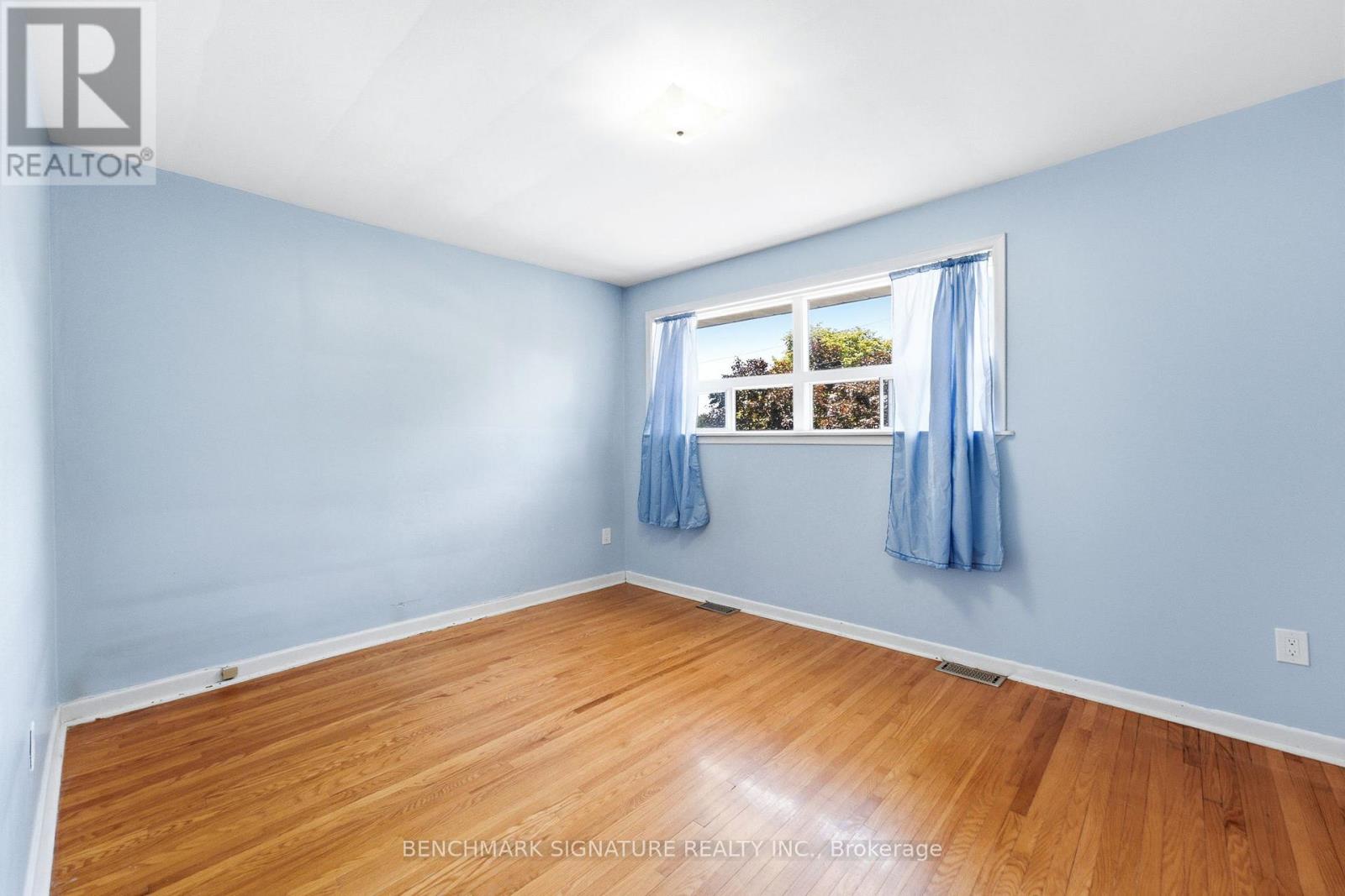 51 Baybrook Crescent Property Photo 22