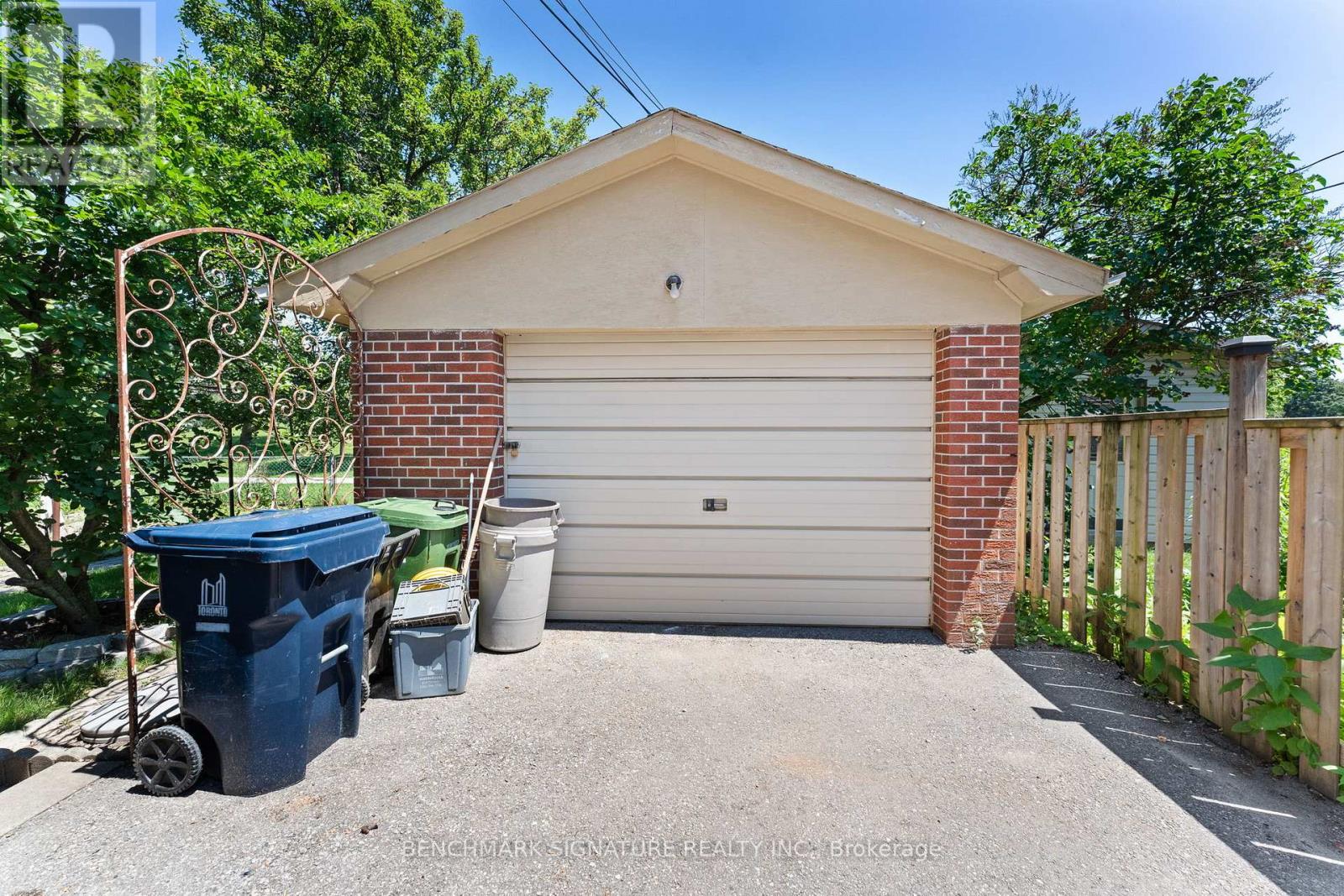51 Baybrook Crescent Property Photo 34