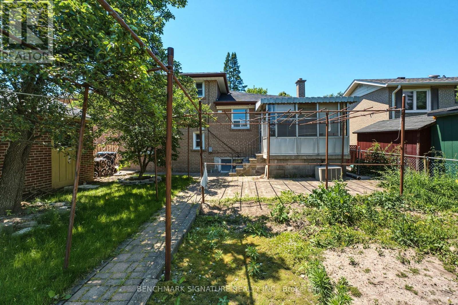 51 Baybrook Crescent Property Photo 37
