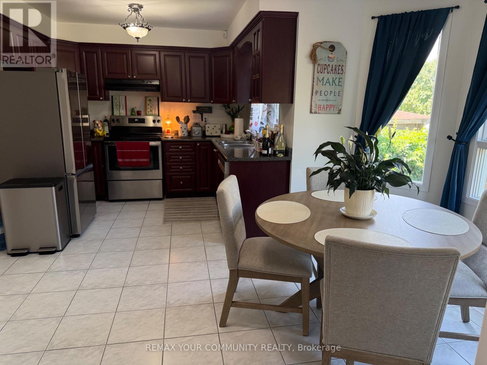 30 Chapman Drive Property Photo 6