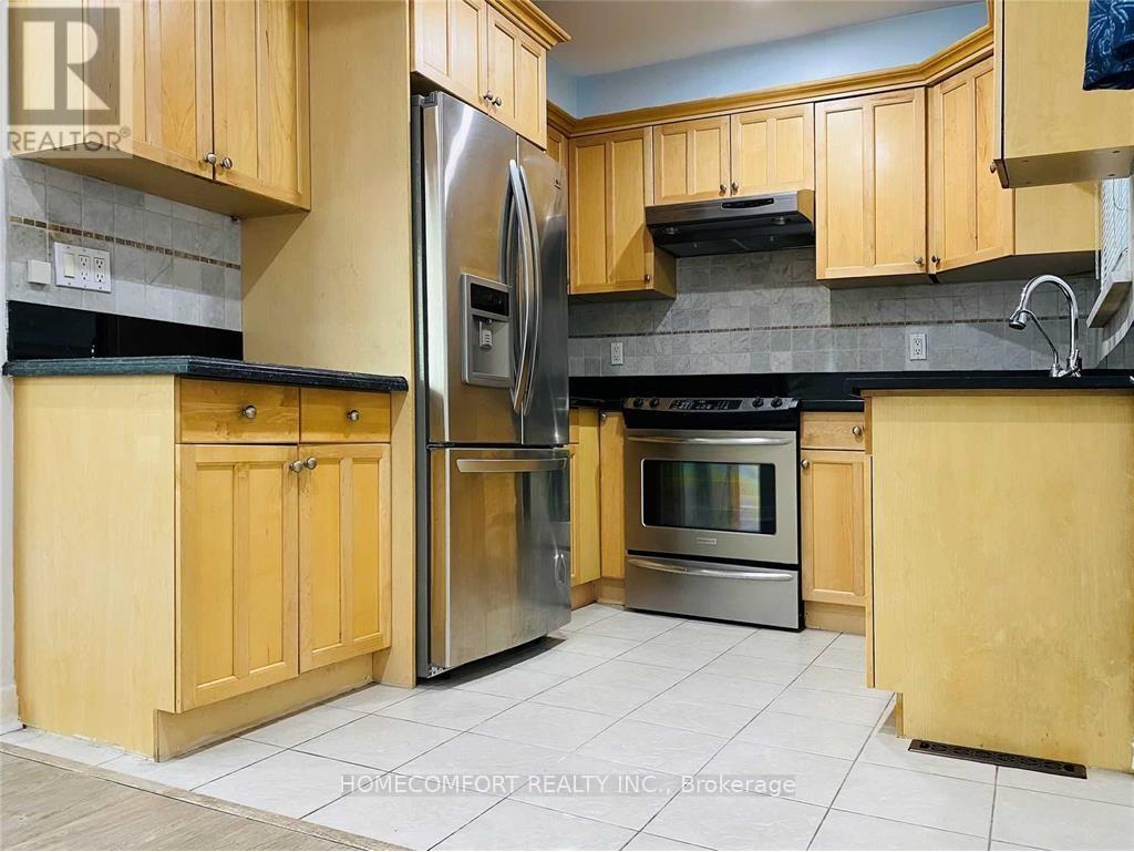 2 Mendip Crescent Property Photo 4