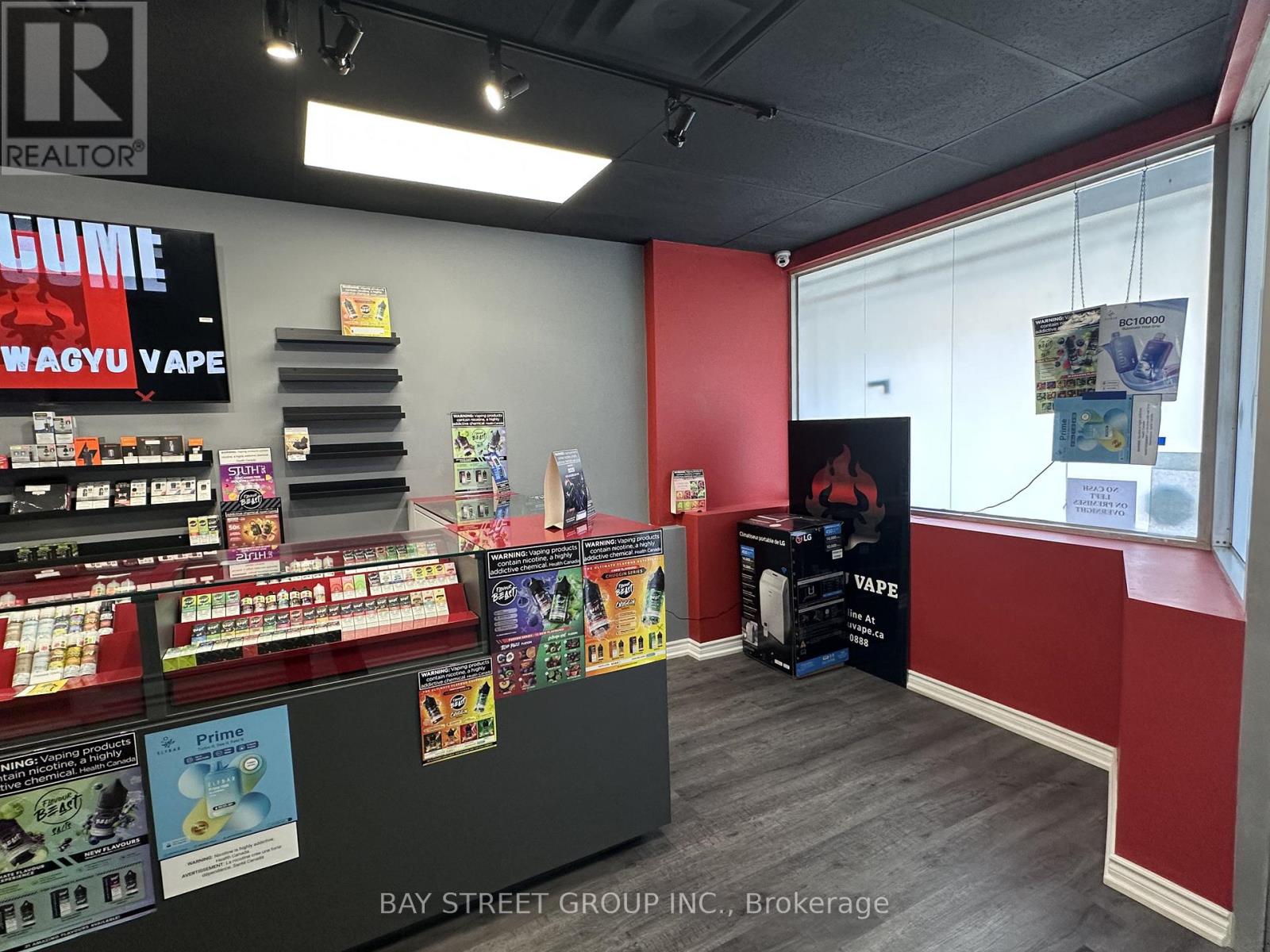 621 Gerrard Street E Property Photo 4