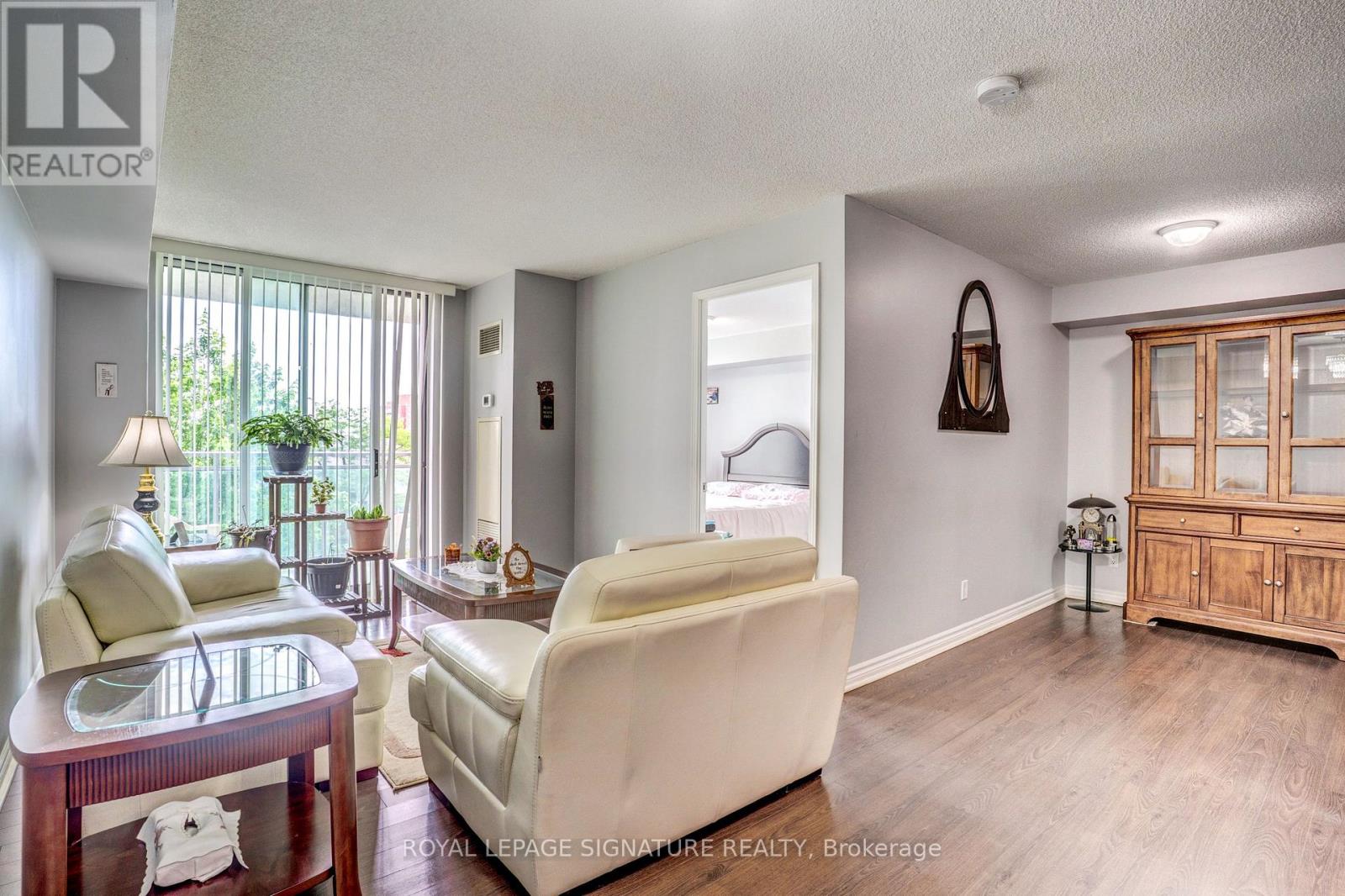 3m - 8 Rosebank Drive Property Photo 7