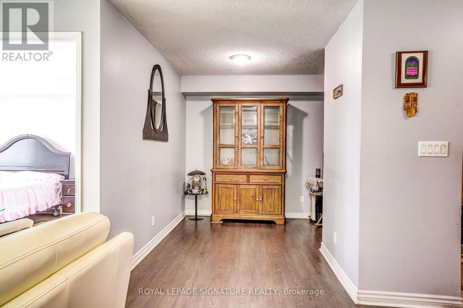 3m - 8 Rosebank Drive Property Photo 12
