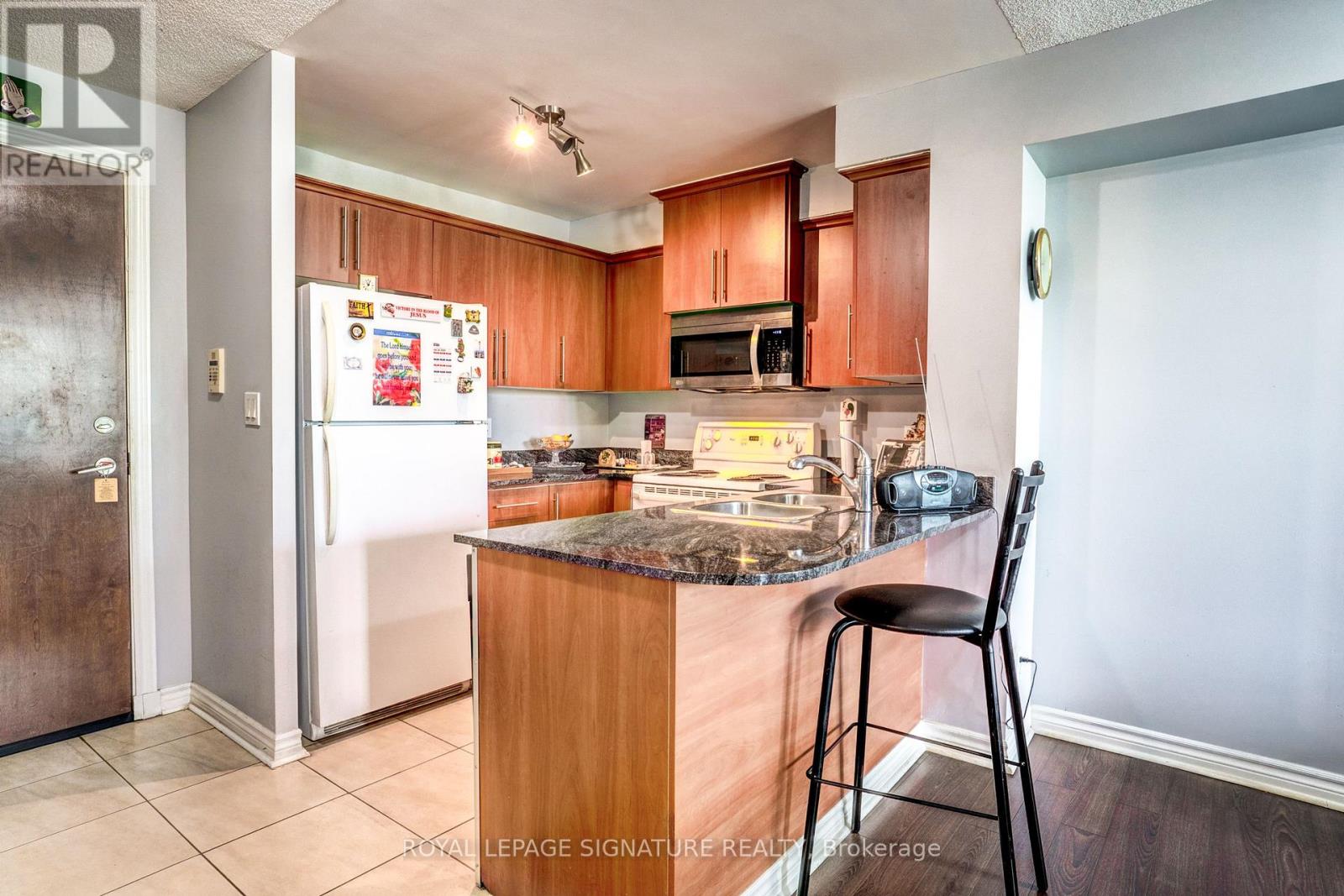 3m - 8 Rosebank Drive Property Photo 14