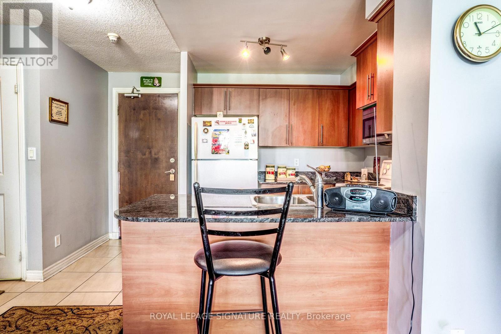 3m - 8 Rosebank Drive Property Photo 15