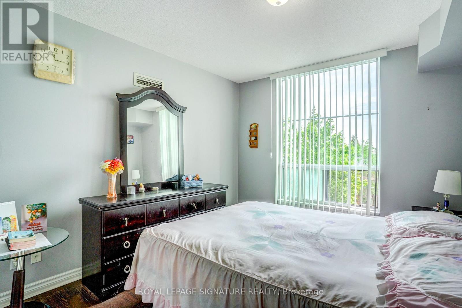 3m - 8 Rosebank Drive Property Photo 19