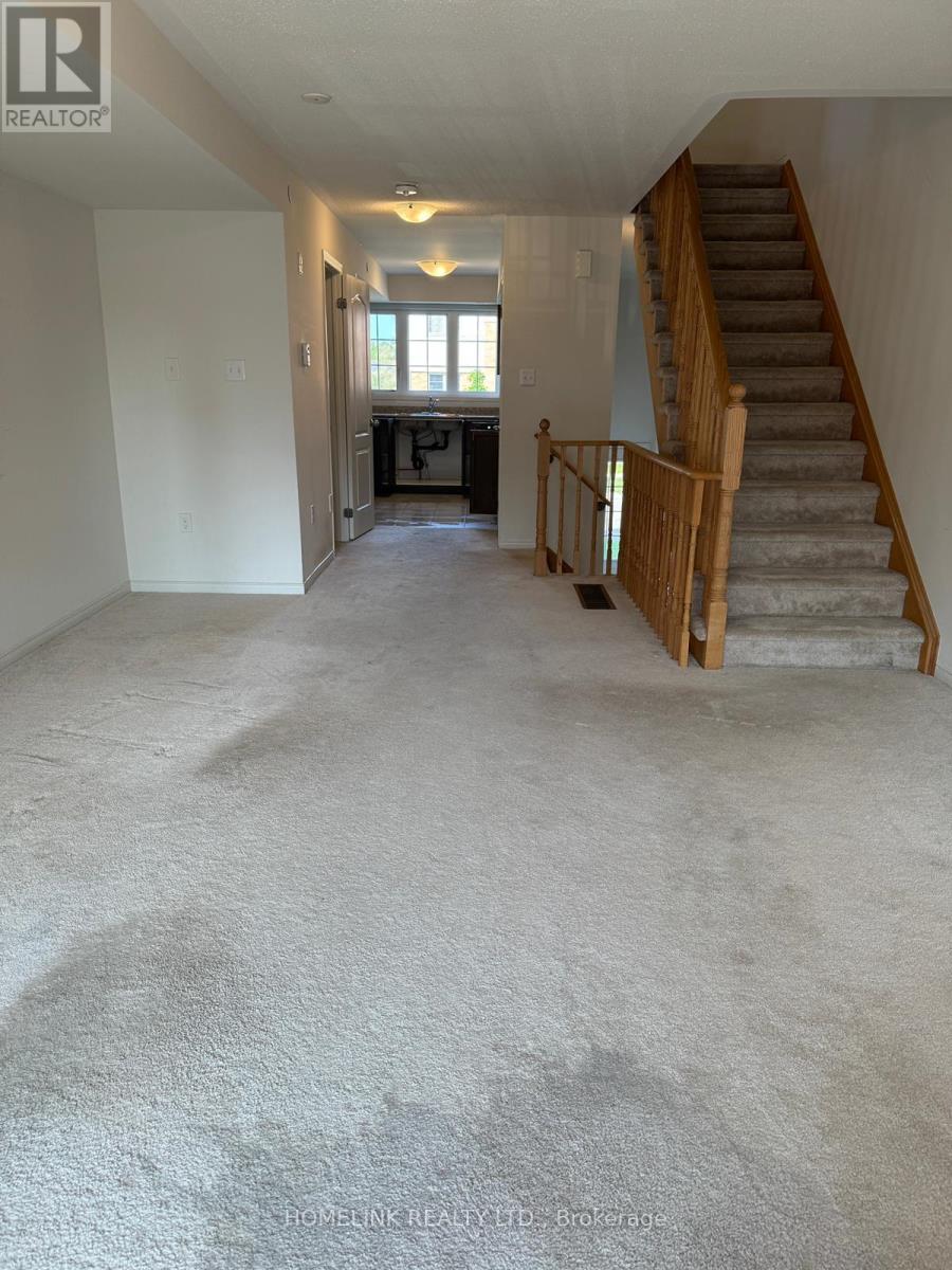 347 - 2370 Chevron Prince Path W Property Photo 4