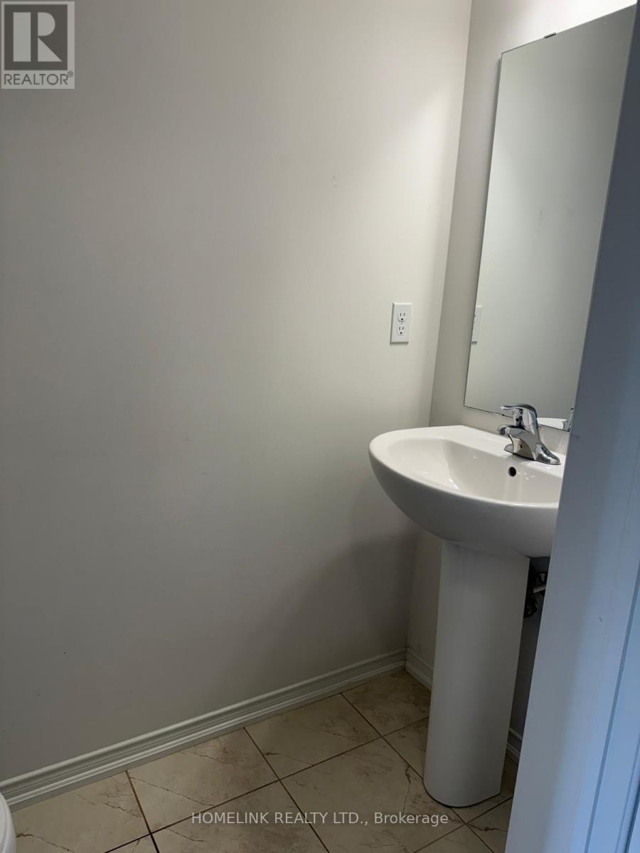 347 - 2370 Chevron Prince Path W Property Photo 6