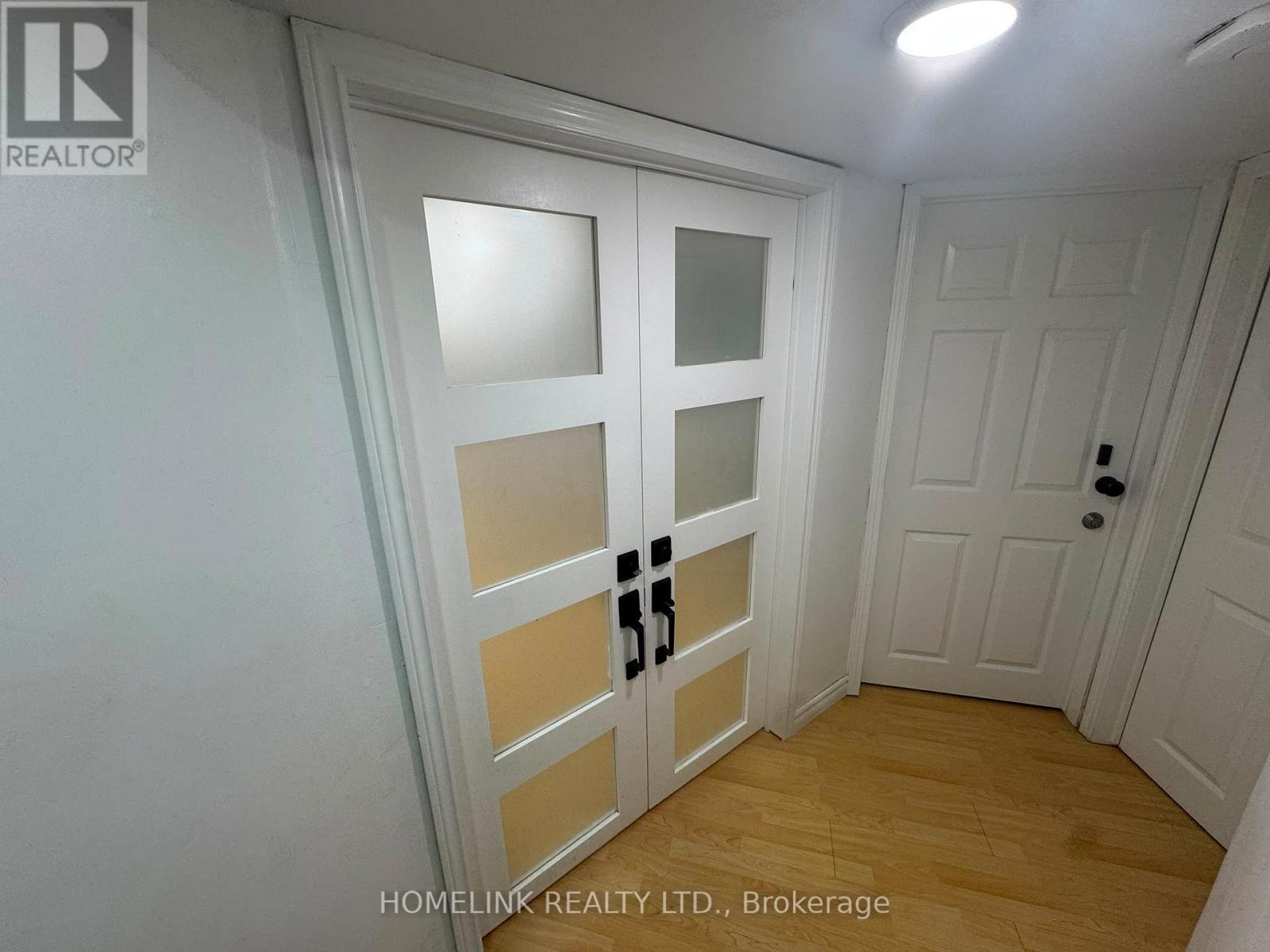 1115 Silverfox Court Property Photo 5