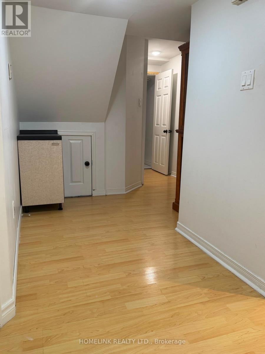1115 Silverfox Court Property Photo 8