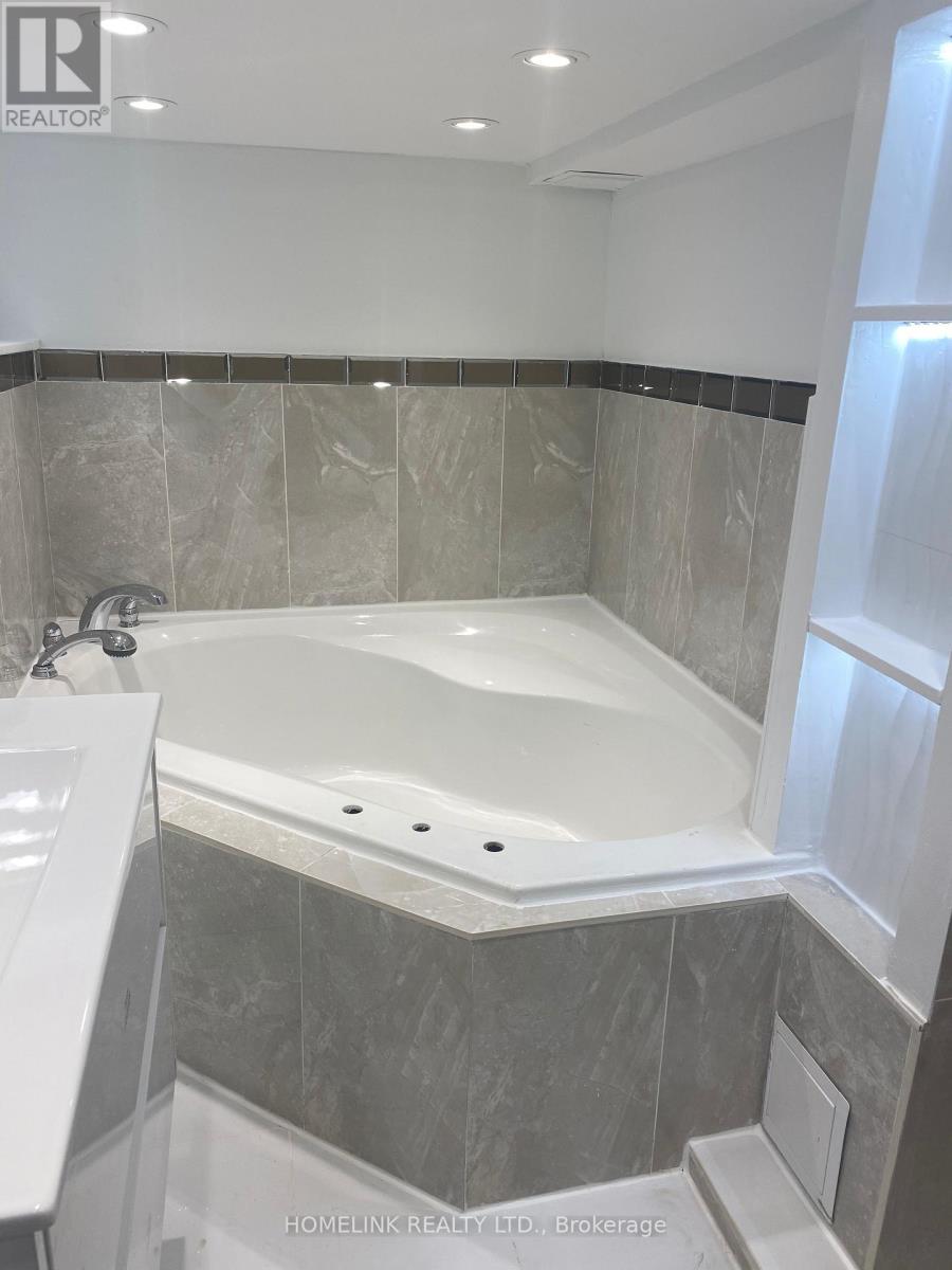 1115 Silverfox Court Property Photo 15