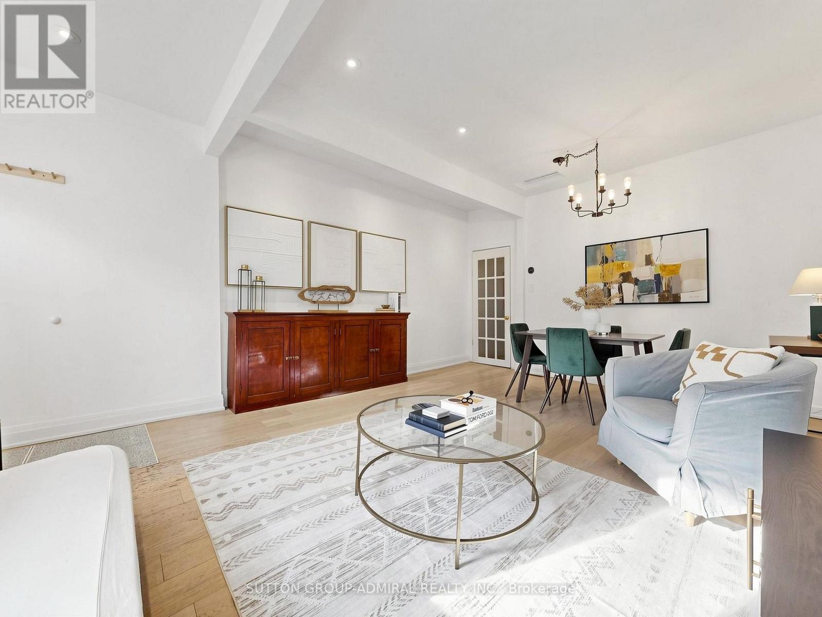 275 Victoria Park Avenue Property Photo 6
