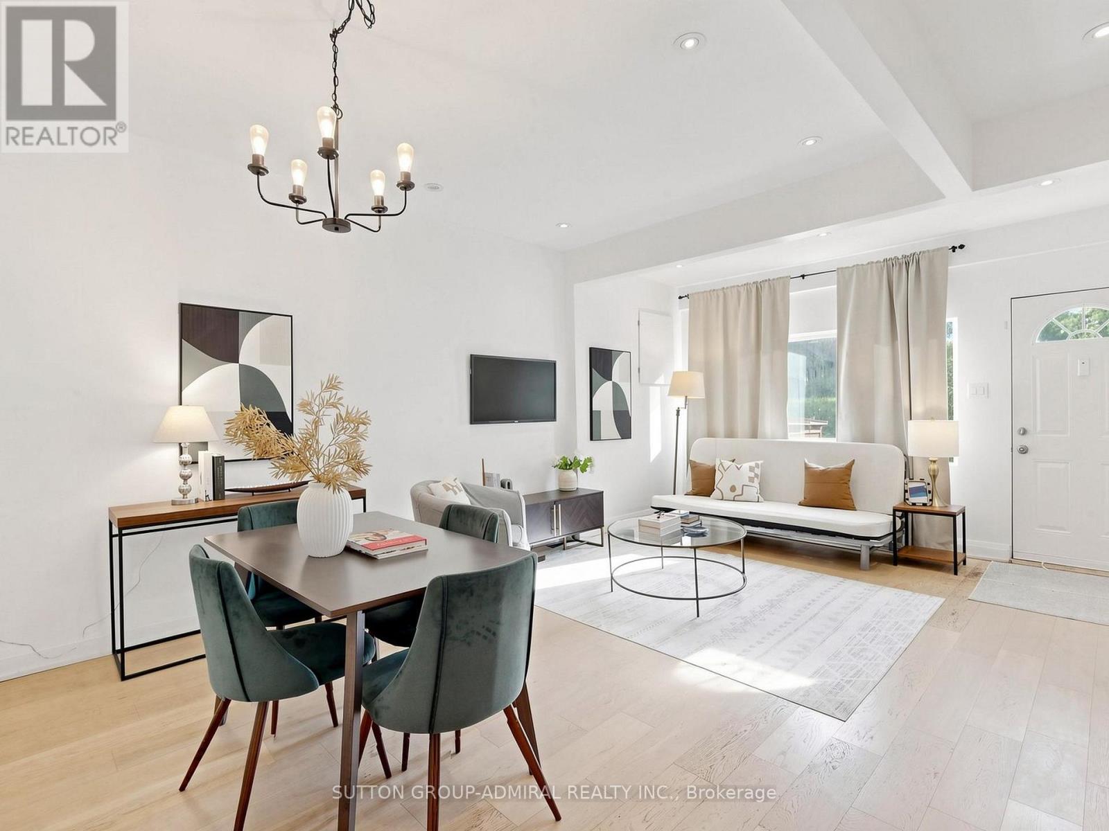 275 Victoria Park Avenue Property Photo 7