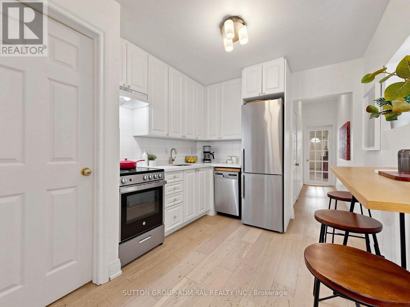 275 Victoria Park Avenue Property Photo 14