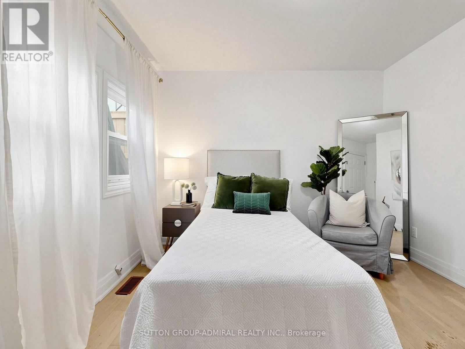 275 Victoria Park Avenue Property Photo 21