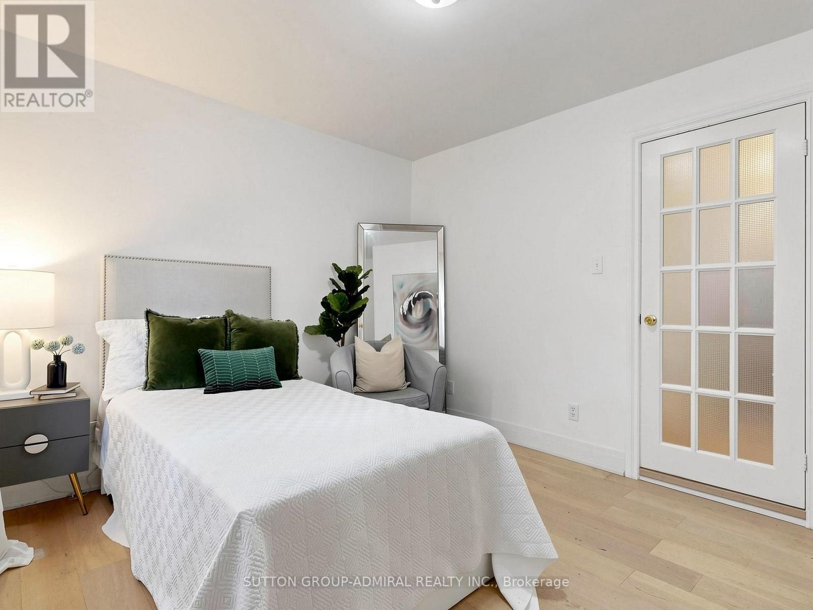 275 Victoria Park Avenue Property Photo 22