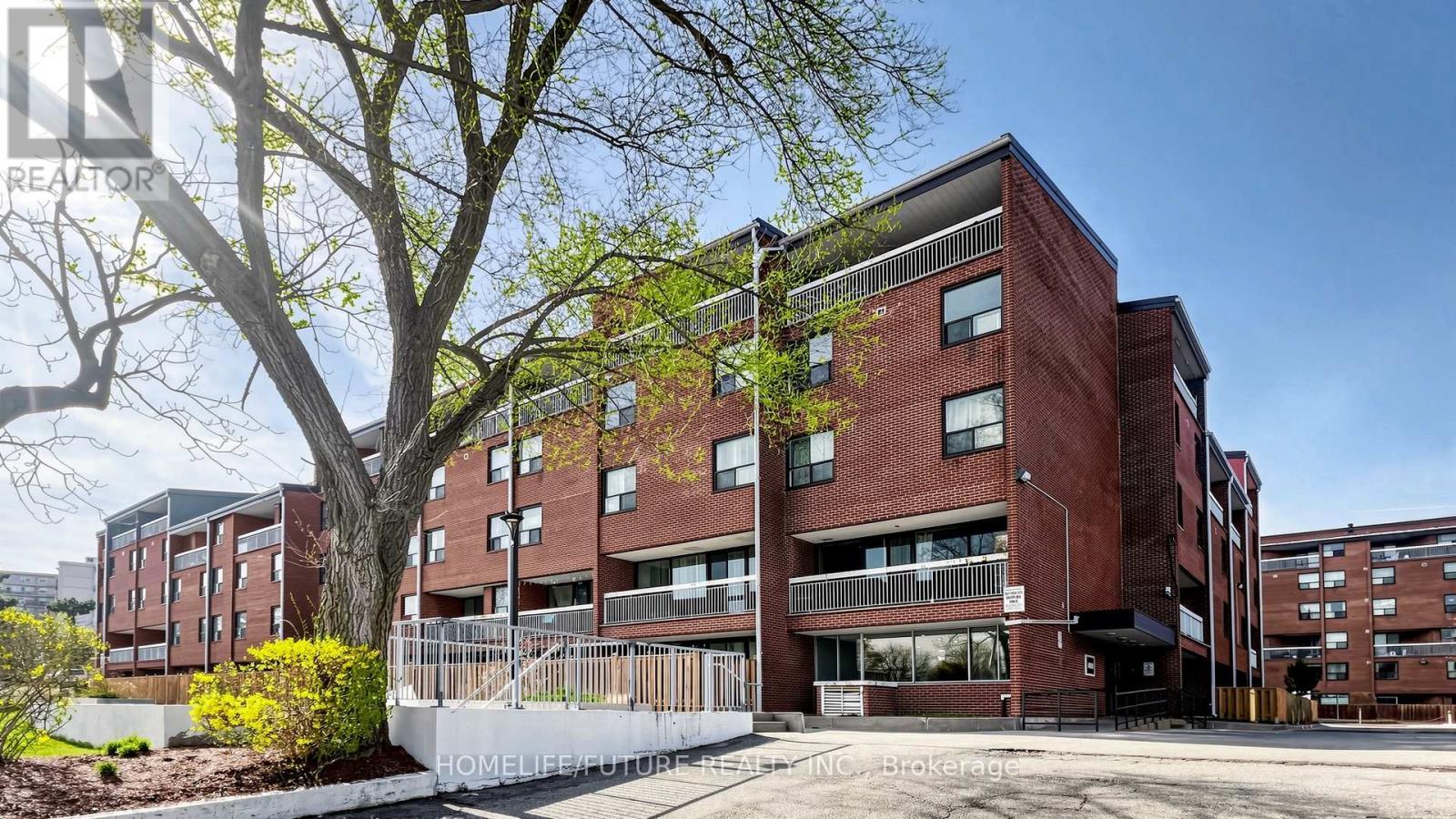 204 - 4060 Lawrence Avenue E Property Photo 4
