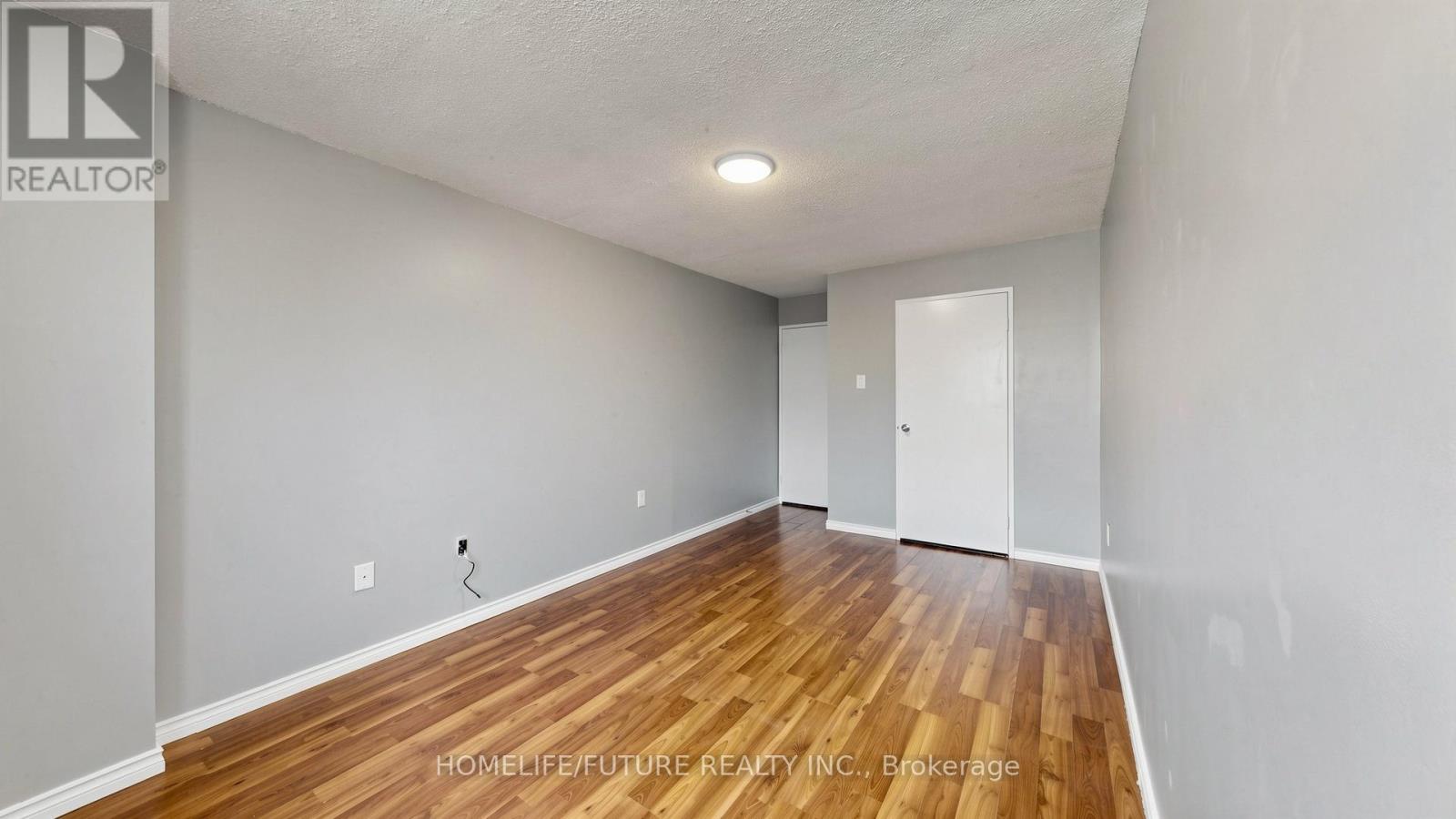 204 - 4060 Lawrence Avenue E Property Photo 24