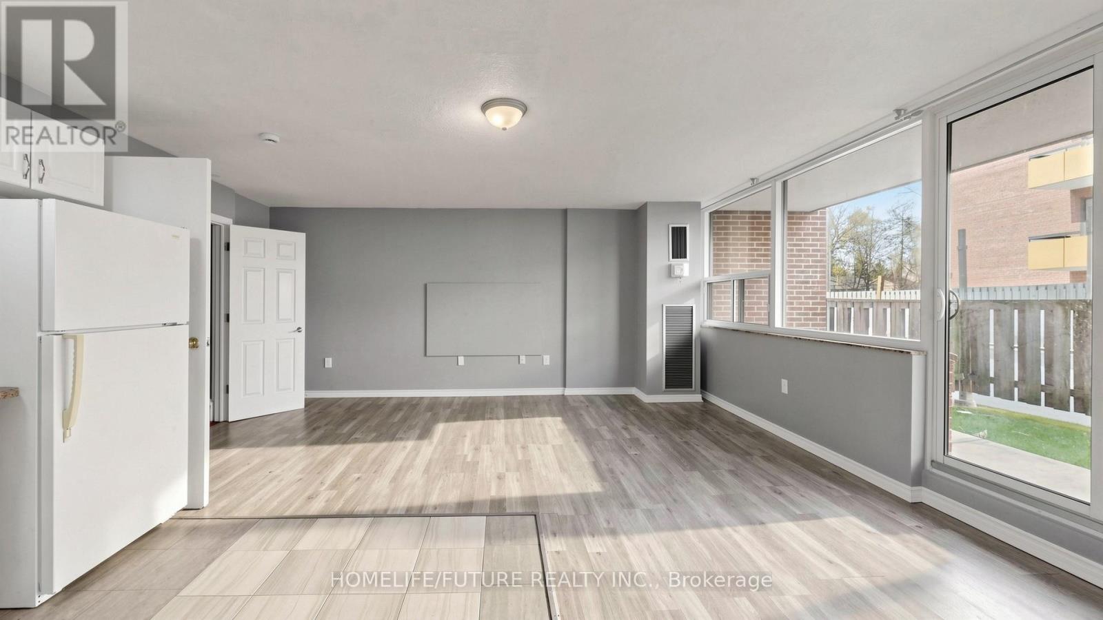 204 - 4060 Lawrence Avenue E Property Photo 33