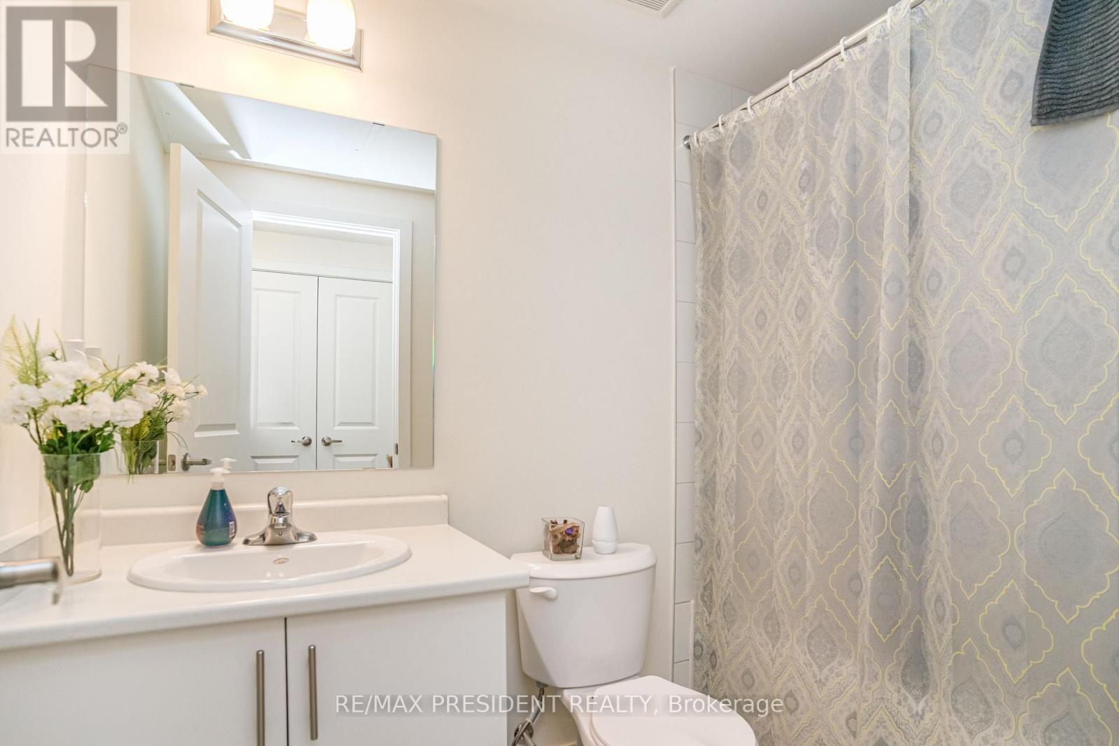 218 - 755 Omega Drive Property Photo 16