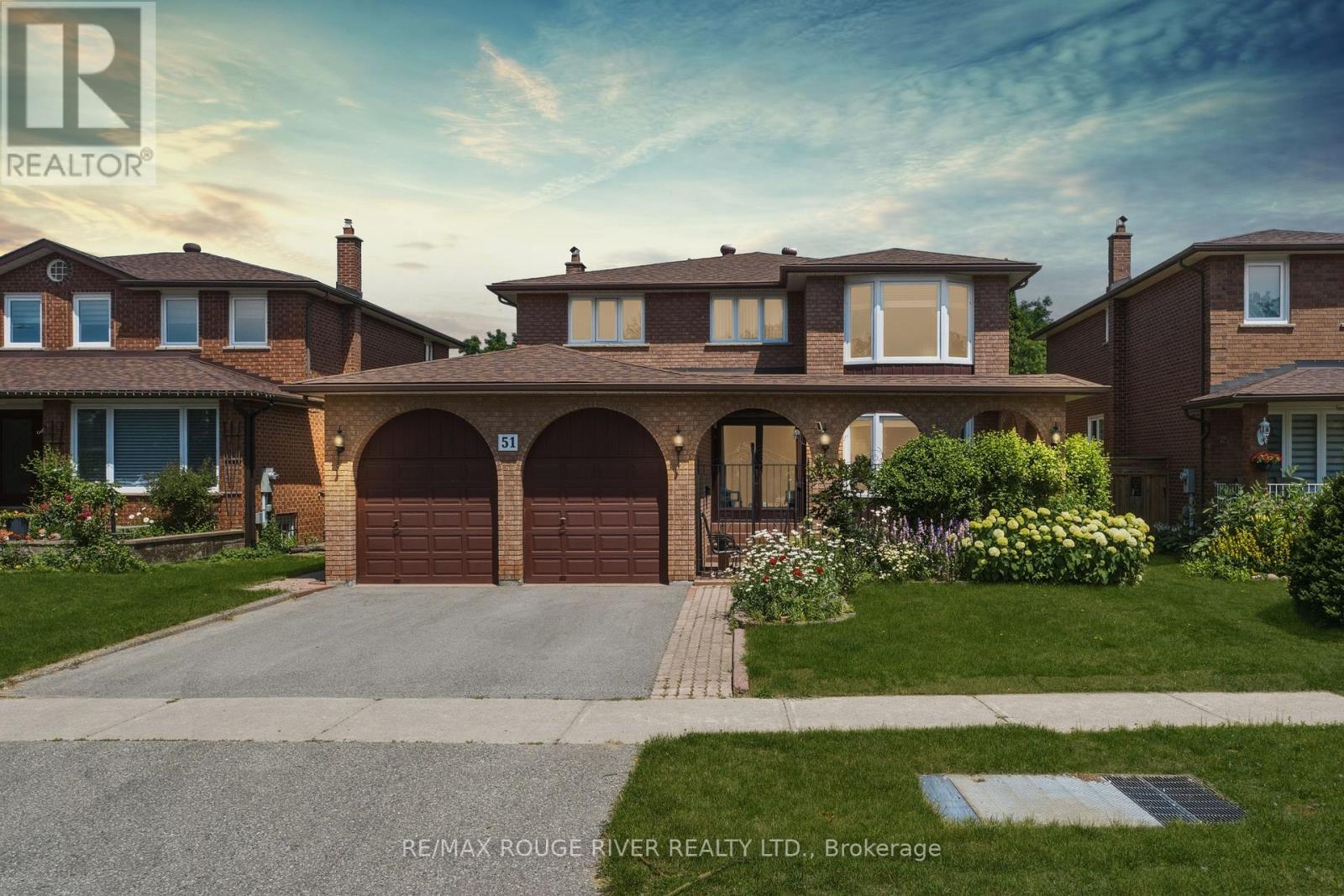 51 SUGARBUSH SQUARE