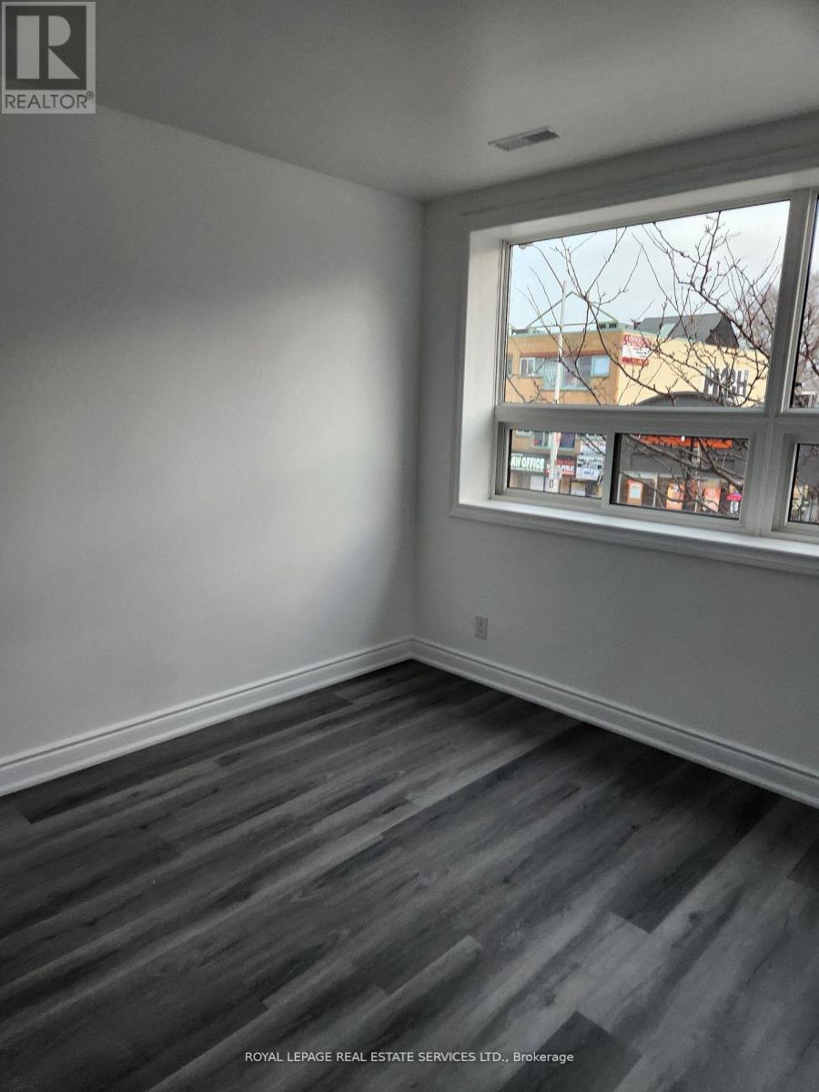 201 - 2820 Danforth Avenue Property Photo 2
