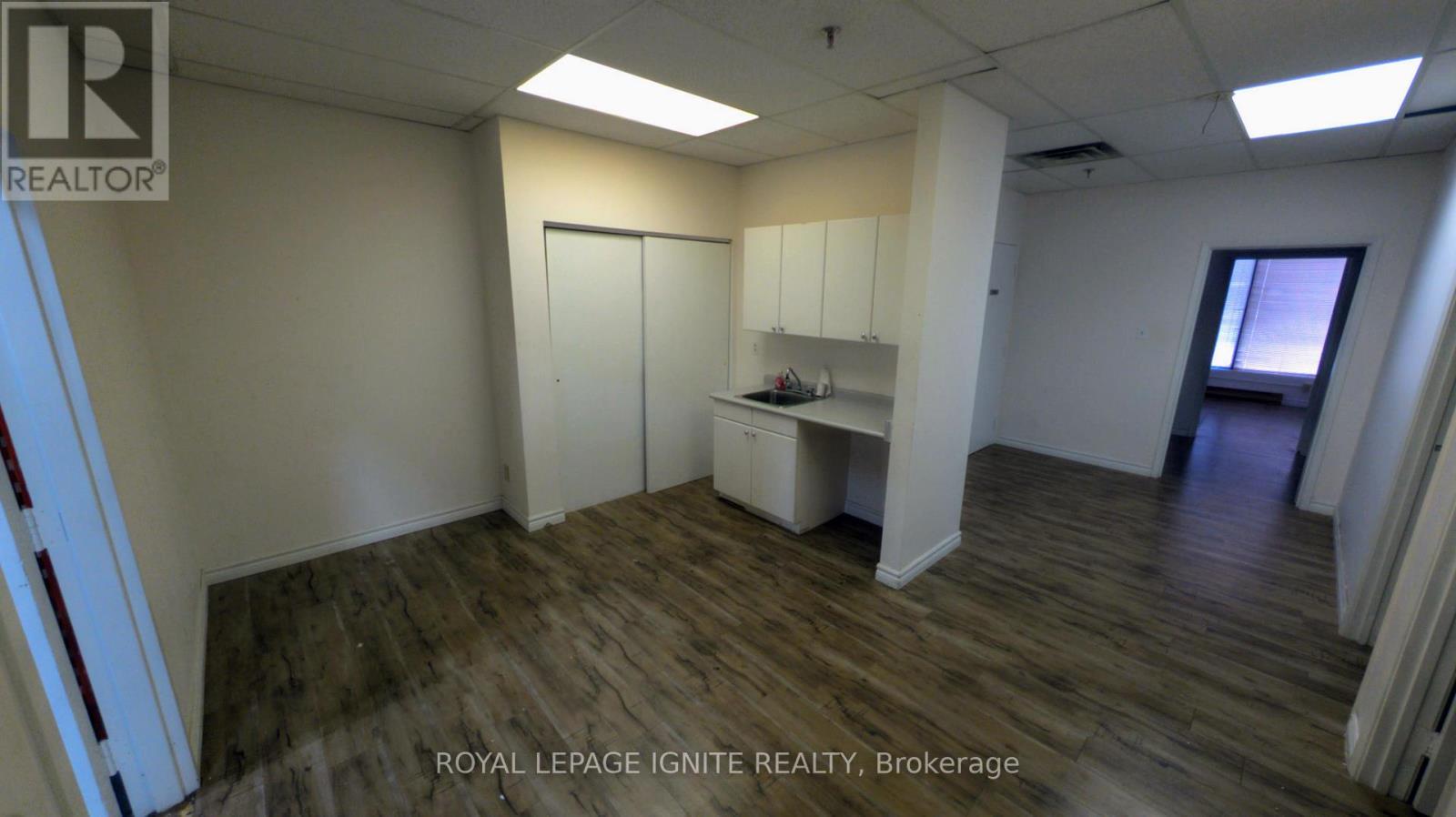 8 - 50 Venture Drive Property Photo 14