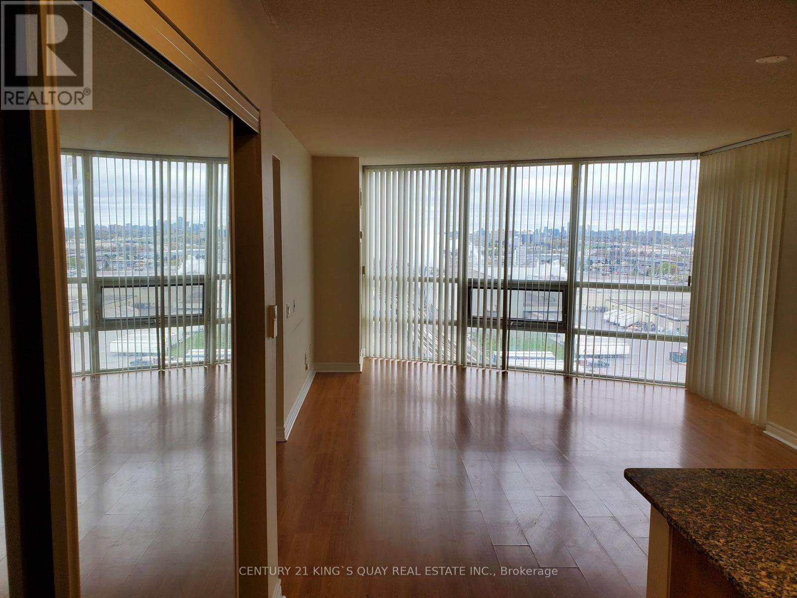 1405 - 83 Borough Drive Property Photo 4