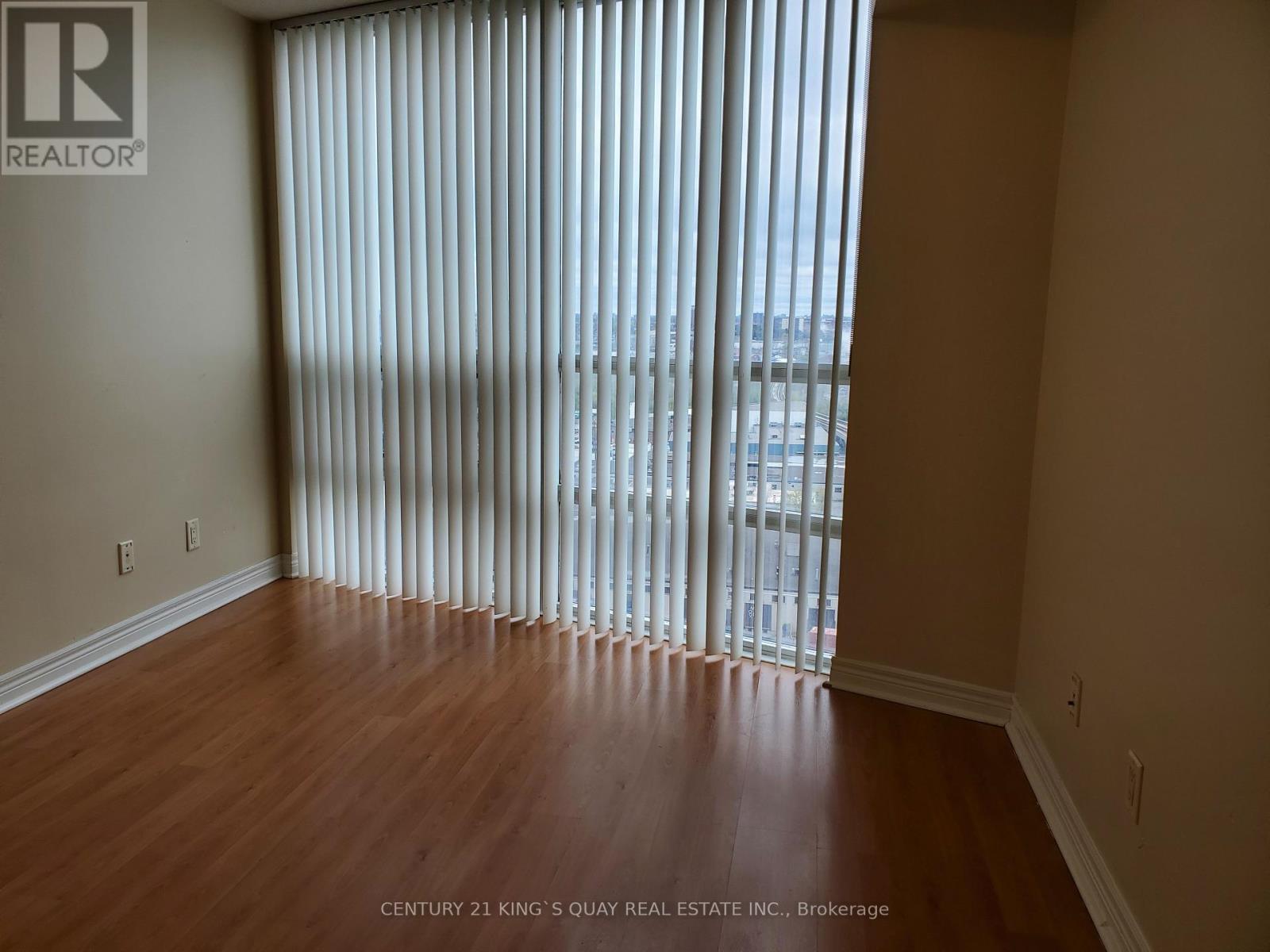 1405 - 83 Borough Drive Property Photo 12
