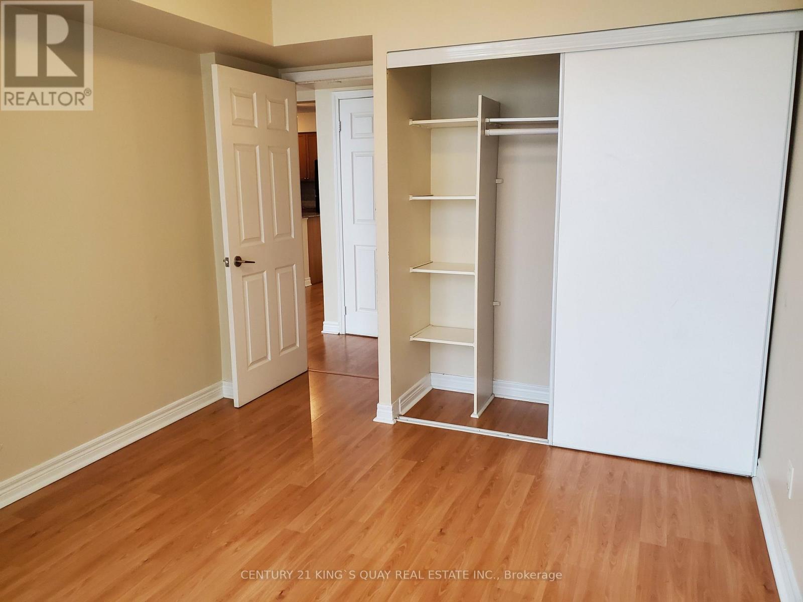 1405 - 83 Borough Drive Property Photo 13