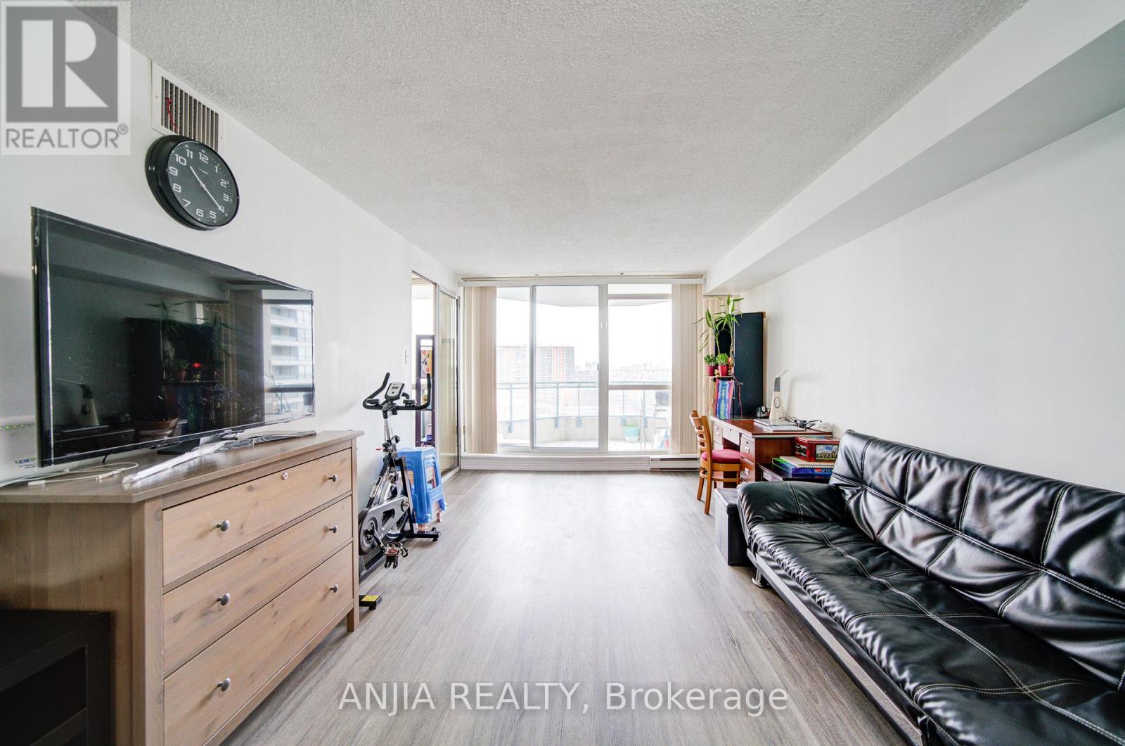 1208 - 4727 Sheppard Avenue E Property Photo 14