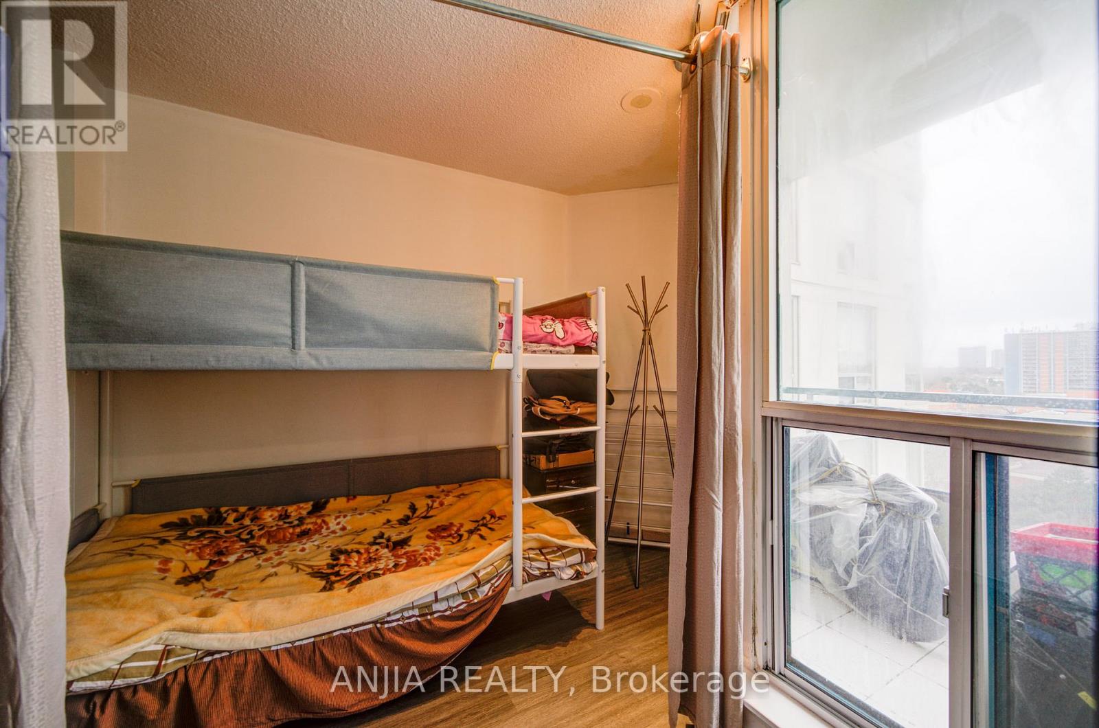 1208 - 4727 Sheppard Avenue E Property Photo 17