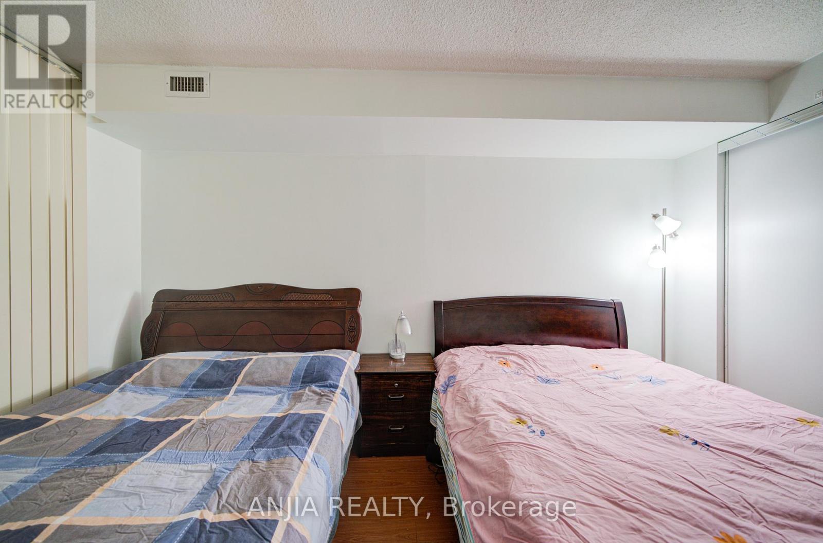 1208 - 4727 Sheppard Avenue E Property Photo 20