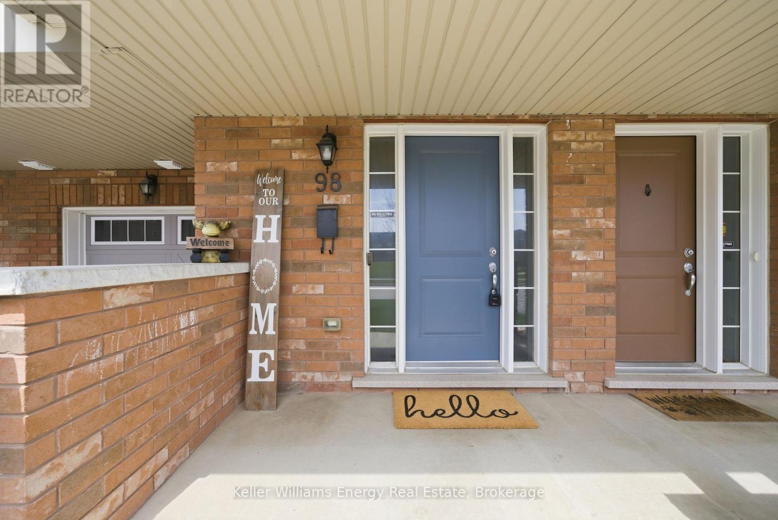 98 Tabaret Crescent Property Photo 2