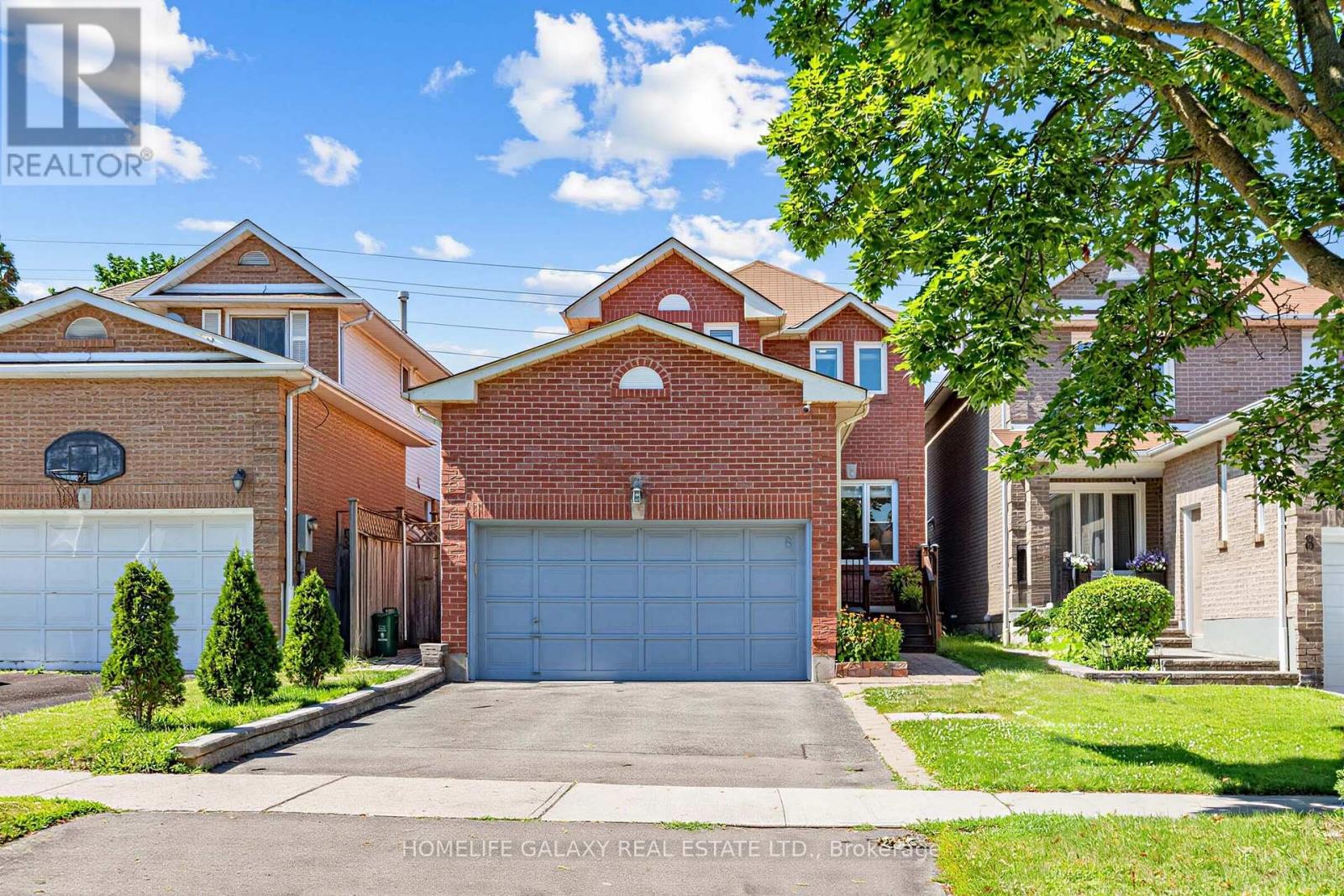 6 Bluebell Crescent Property Photo 2